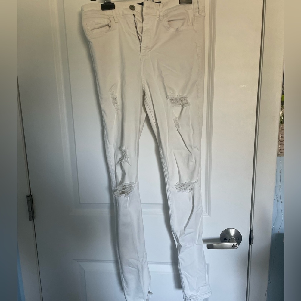 White ripped skinny jeans